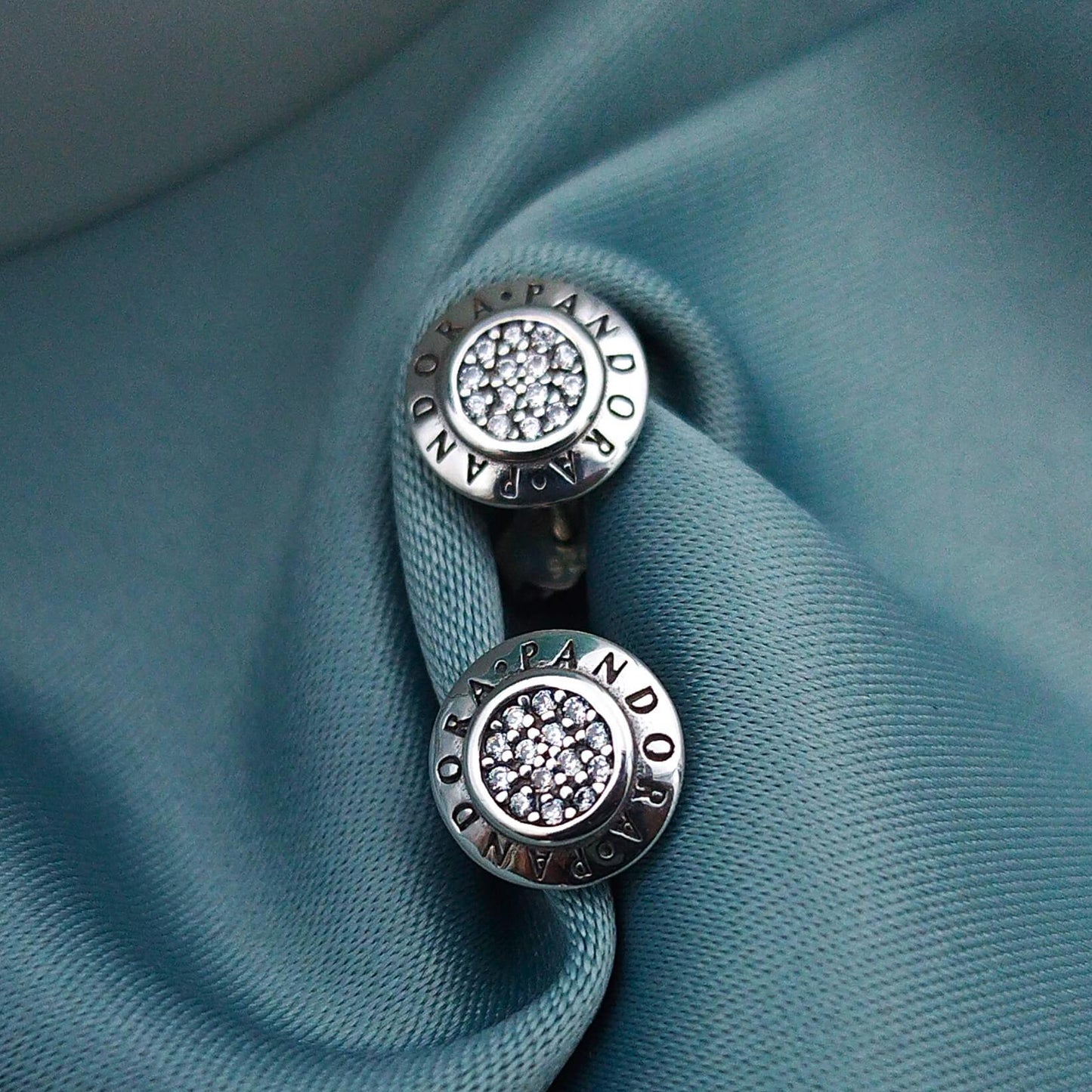 Aretes Signature