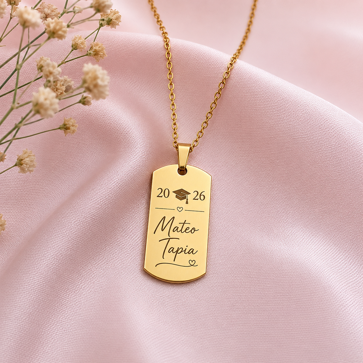 Collar placa rectangular con grabado