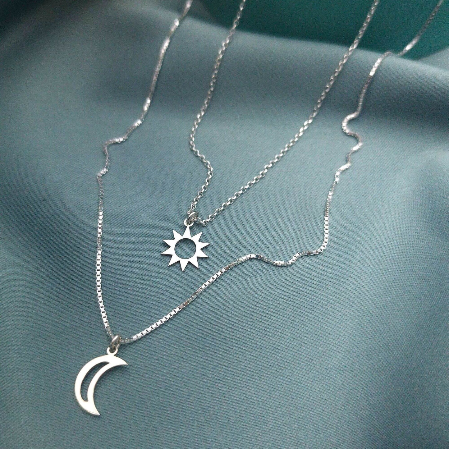 Collar doble Sol y Luna