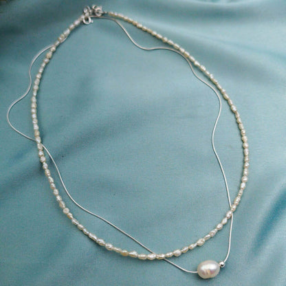 Collar doble perlas arroz y cola ratón