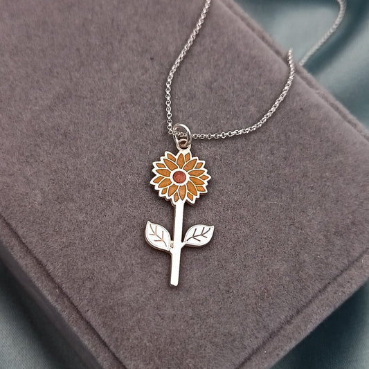 Collar Girasol con resina