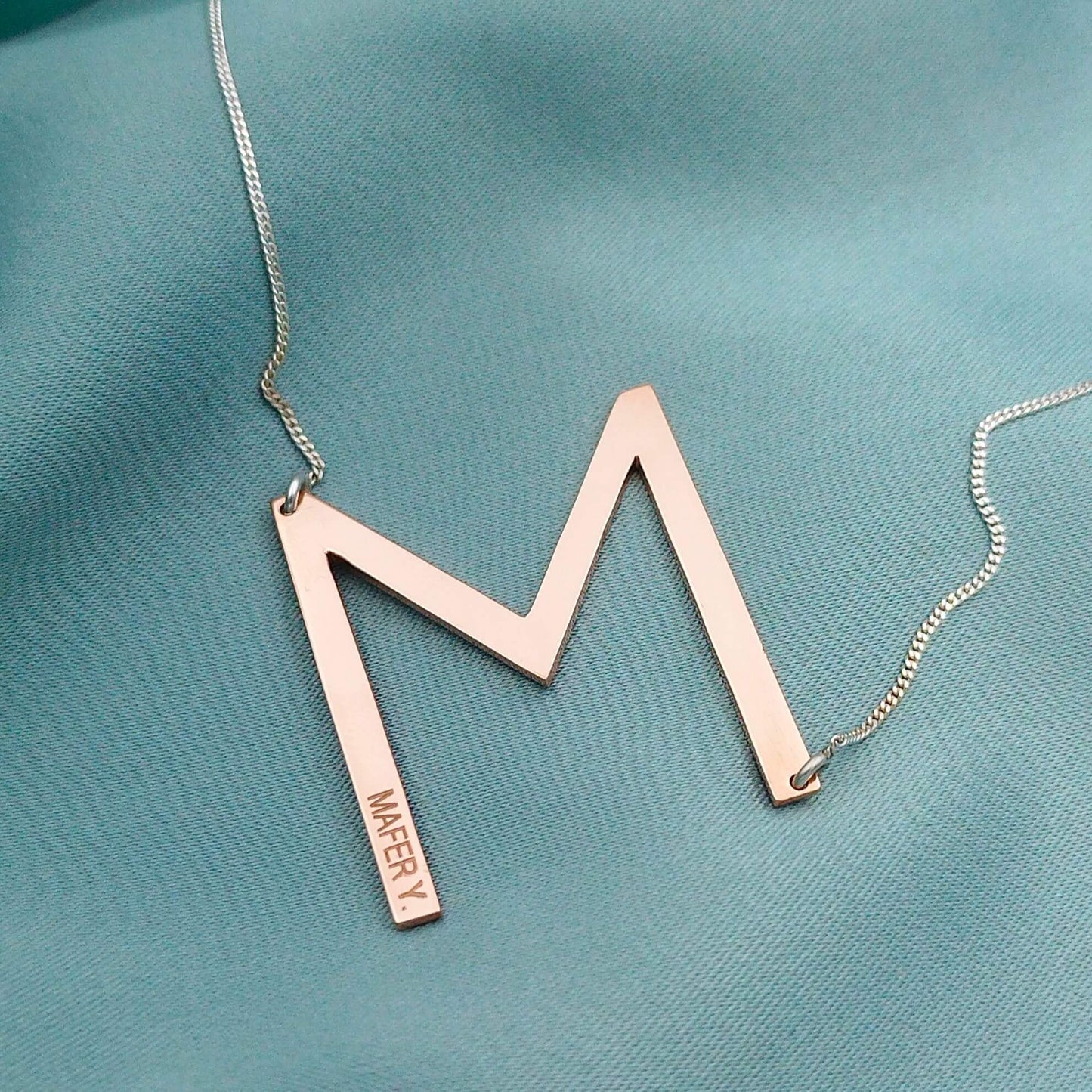 Collar Inicial rosé