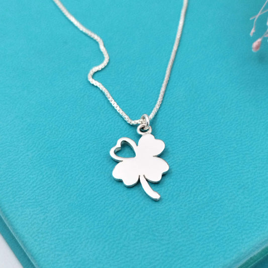 Collar Trébol con corazón