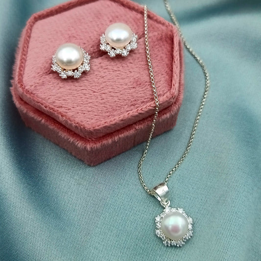 Conjunto de Perlas con halo de flores