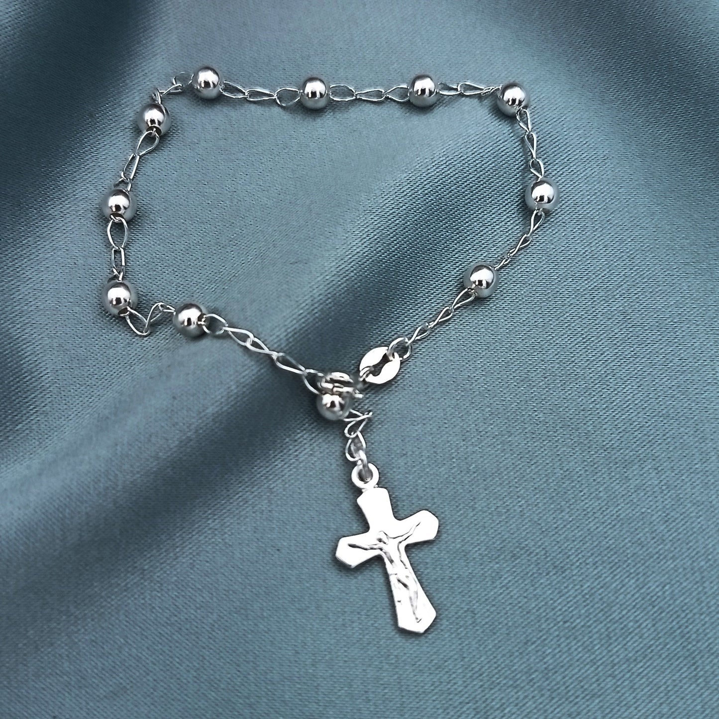 Denario Cruz lisa con Cristo 4mm