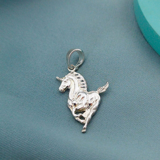 Dije Unicornio galopando