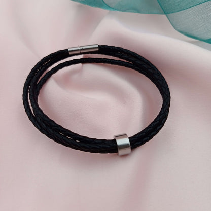 Pulsera cuerda trenzada con donas (Personalizable)