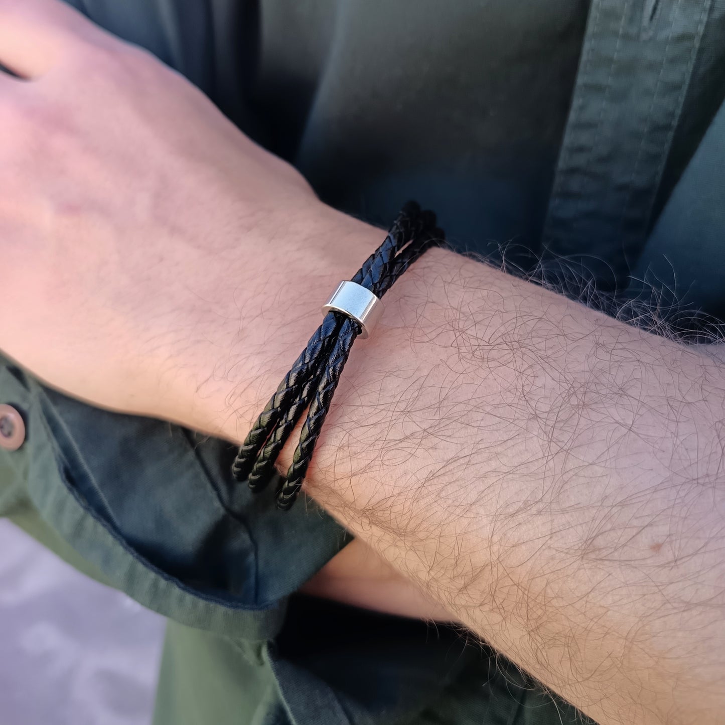 Pulsera cuerda trenzada con donas (Personalizable)