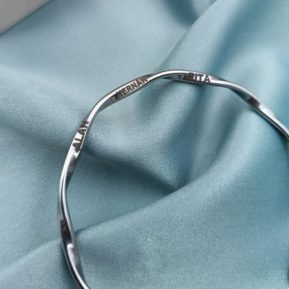 Pulsera entorchada (Personalizable)