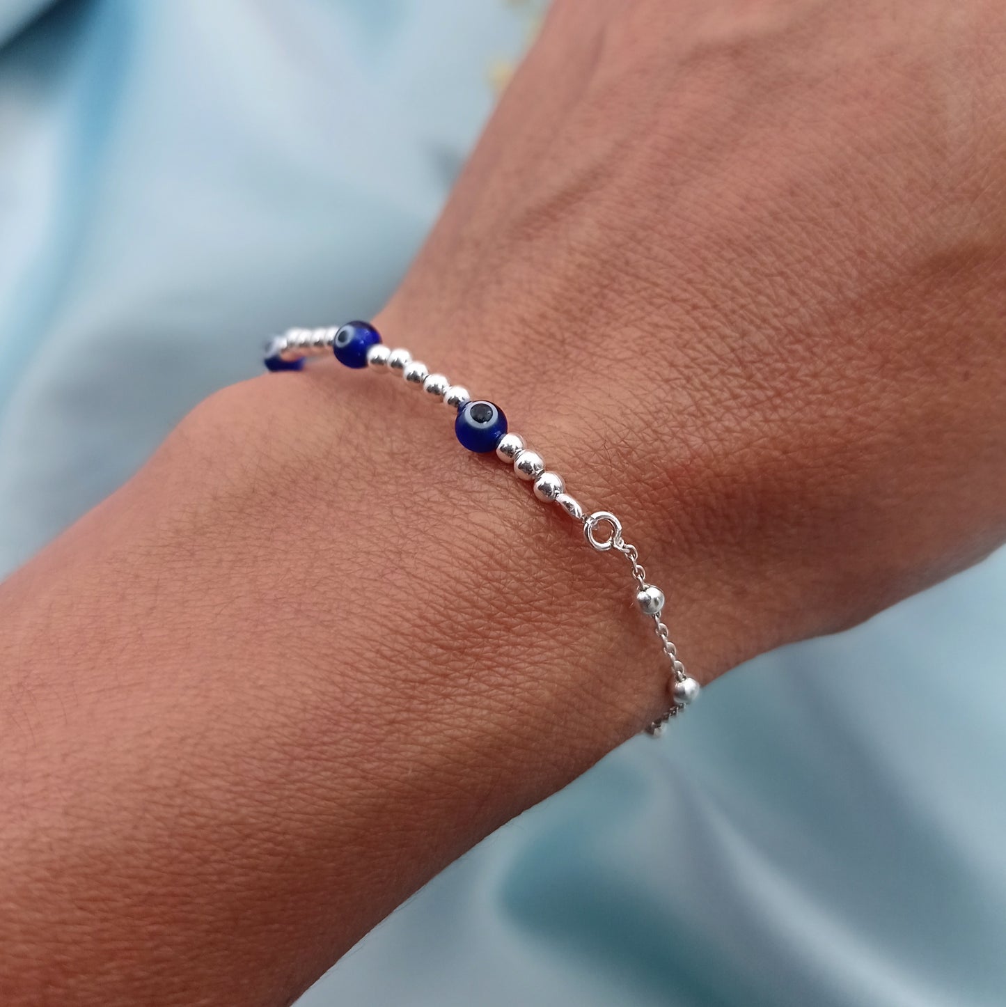 Pulsera combinada Ojo Turco Azul y bolitas