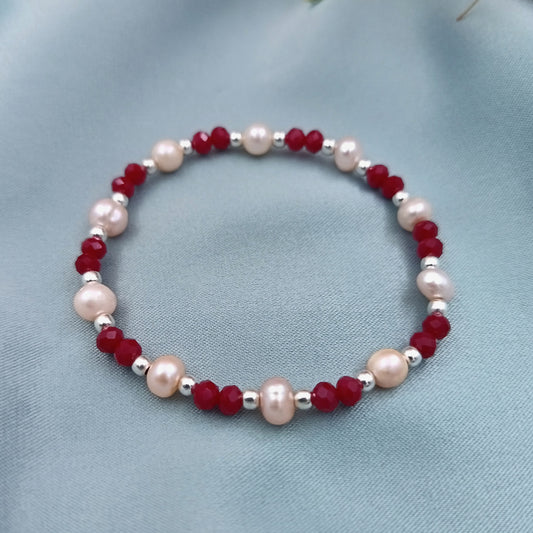 Pulsera Perlas champagne y chaquiras rojas