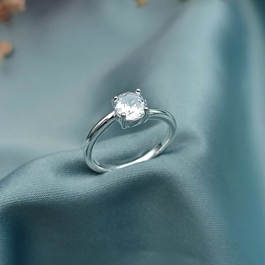 Anillo de compromiso Solitario brillante 17