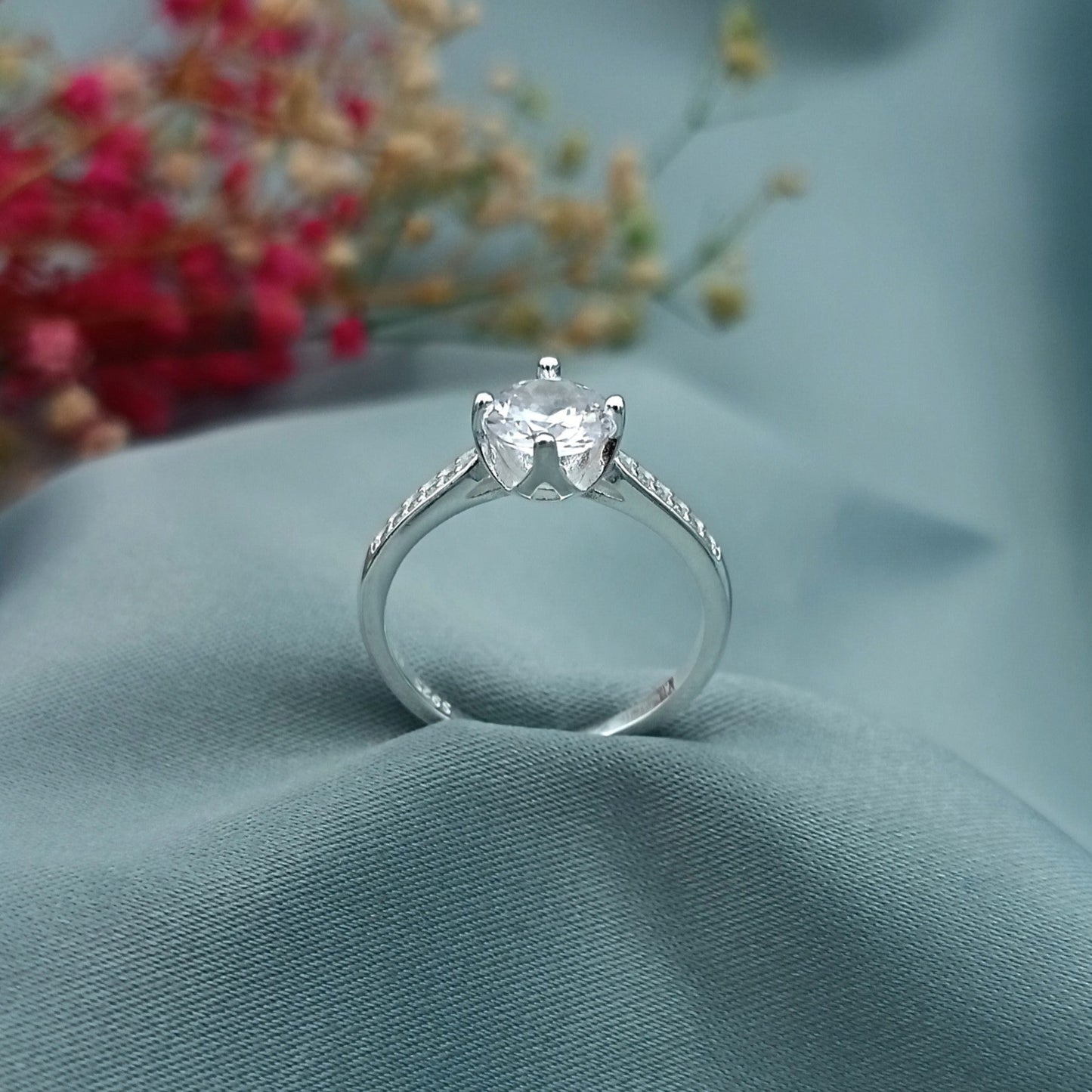 Anillo de Compromiso canal brillante 20