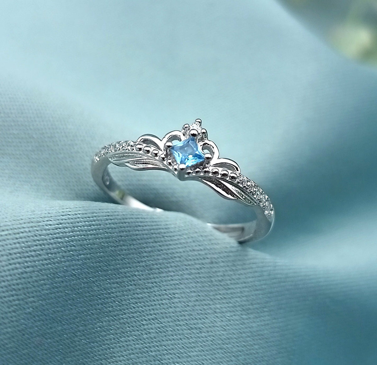 Anillo Promesa Corona Princesa regulable