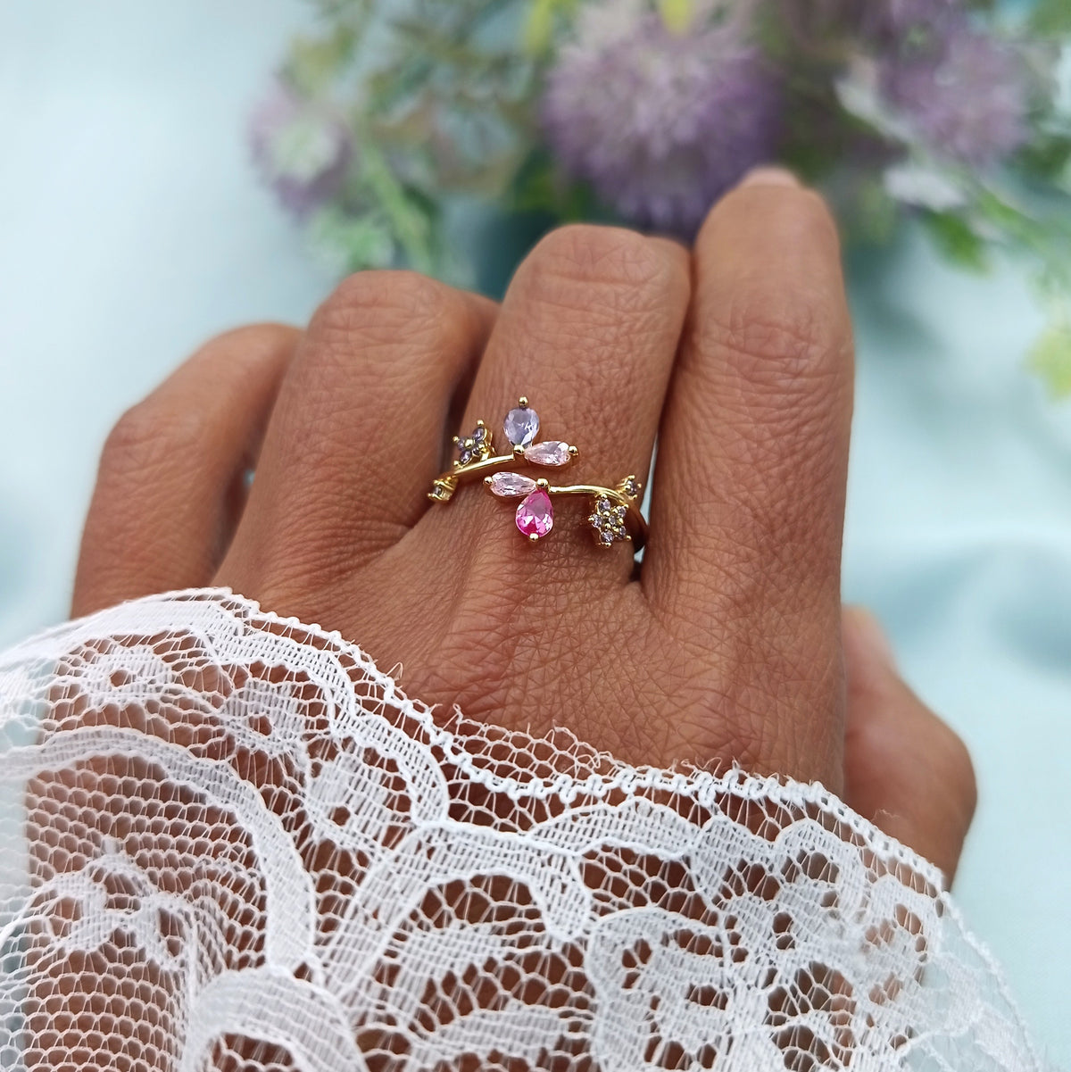 Anillo Florecer dorado regulable
