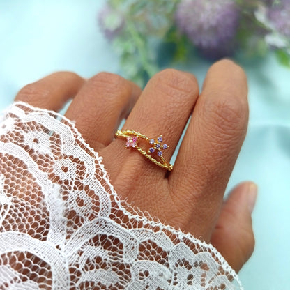 Anillo Flores cruzado dorado