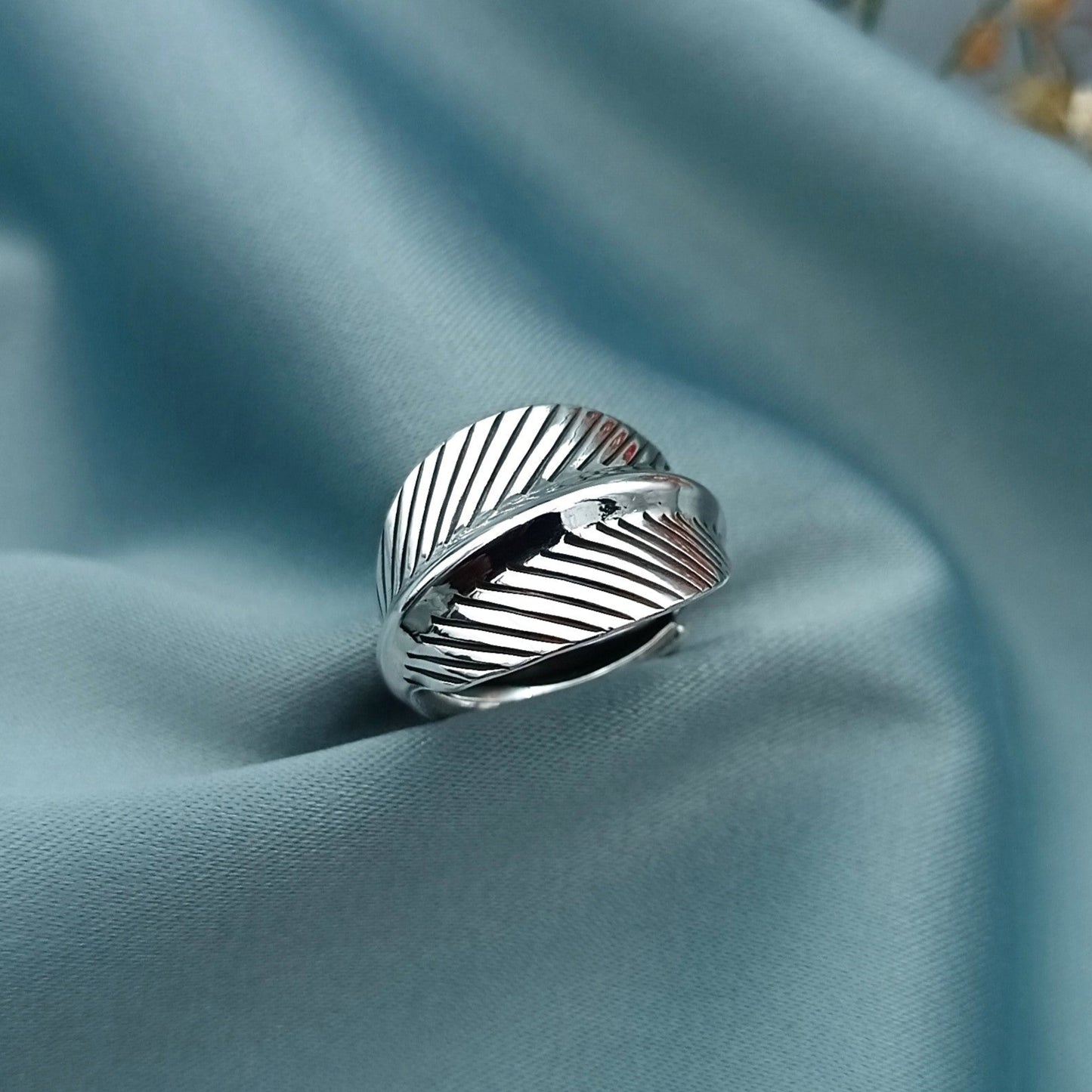 Anillo Hoja Plata Quemada