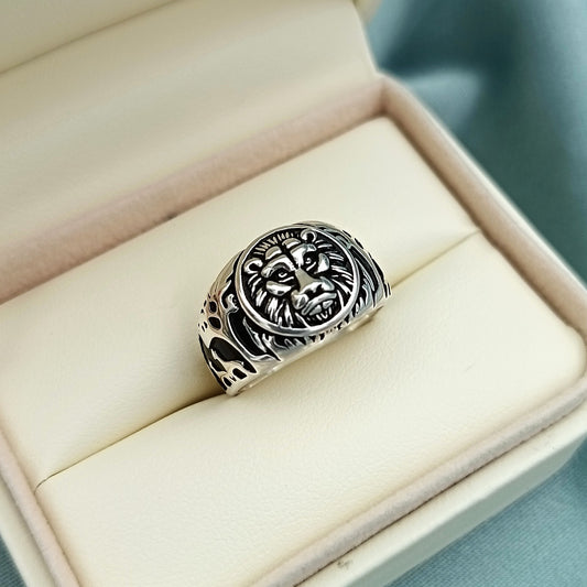 Anillo de León