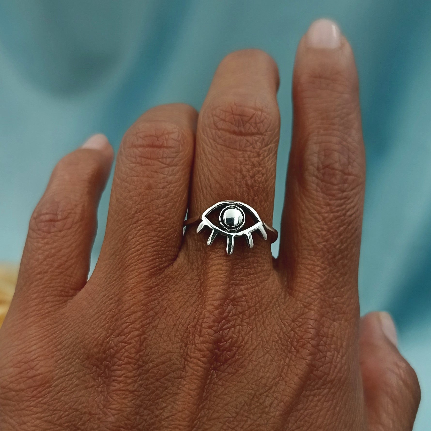 Anillo Ojo Plata Quemada – Pedra Joyas - Main Image