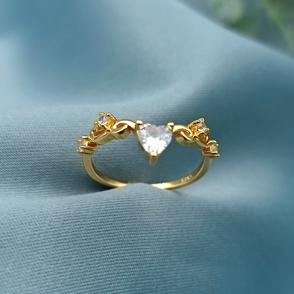 Anillo Love dorado