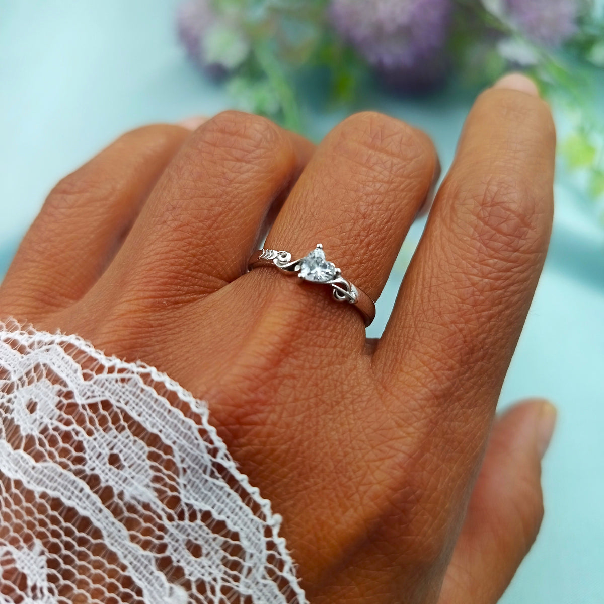 Anillo Promesa piedra corazón regulable