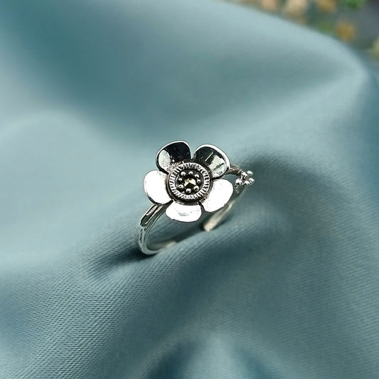 Anillo Flor Plata Quemada Marquesitas