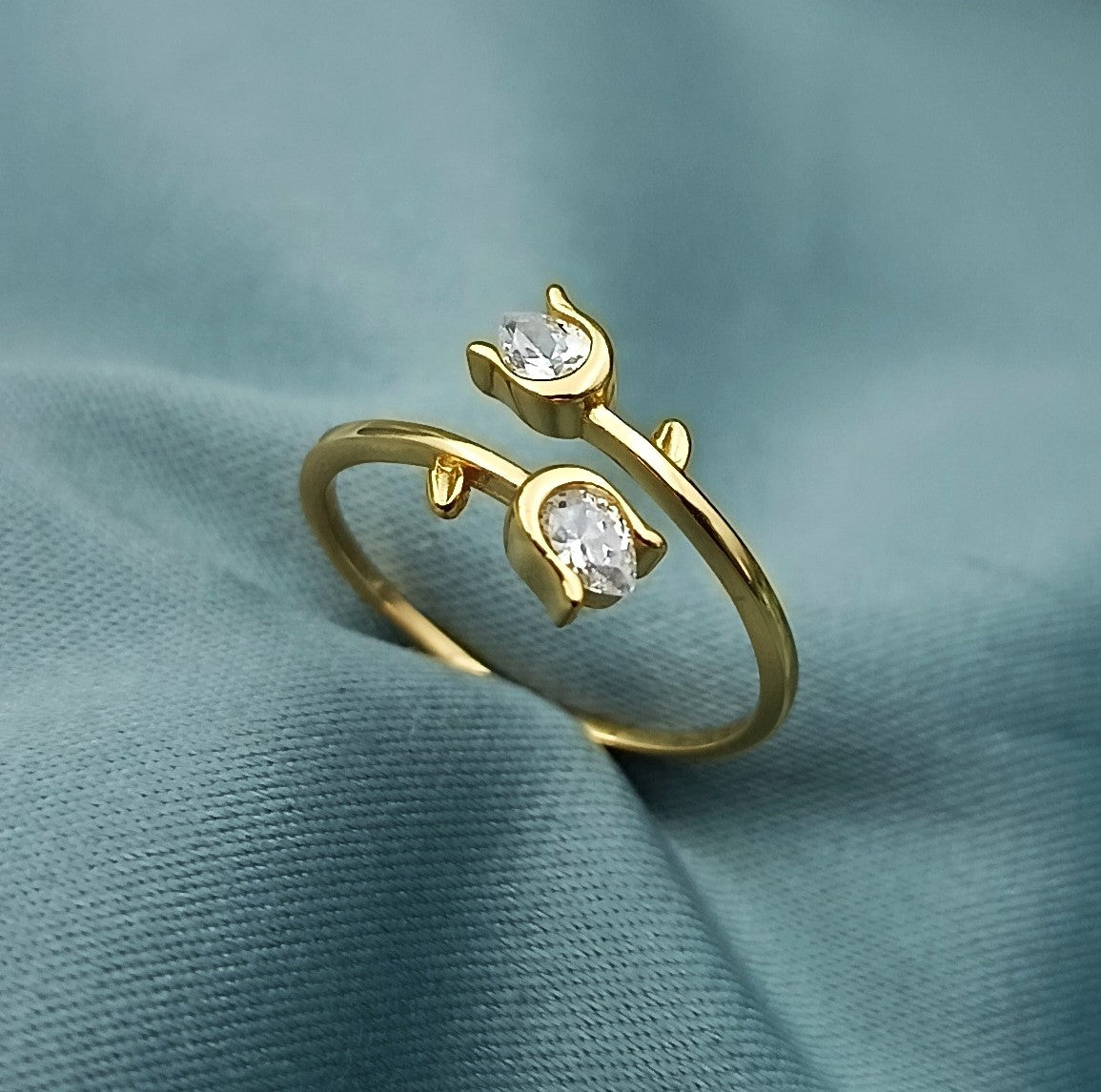 Anillo Tulipanes dorado