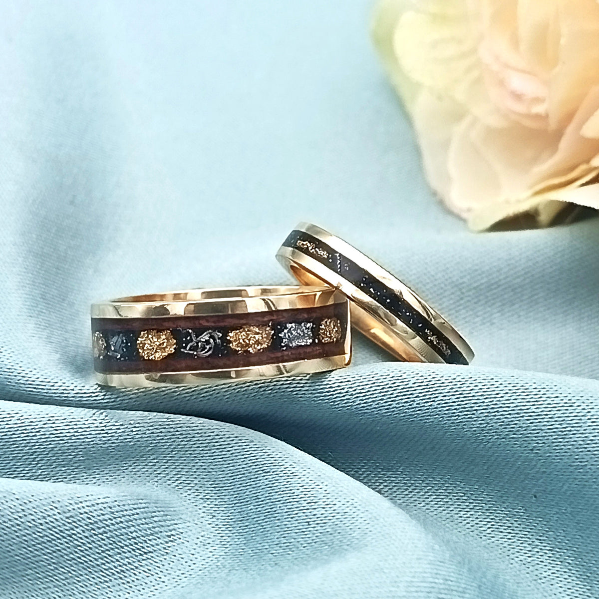 Anillos de Matrimonio Oro Madera Resina