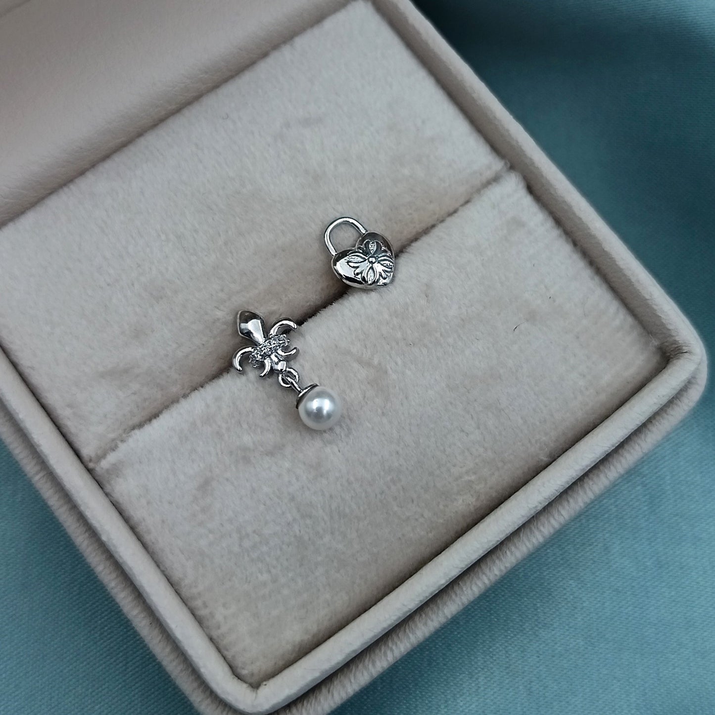 Aretes Corazón Perla