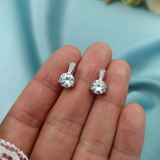 Aretes Cortos Tipo Diamante