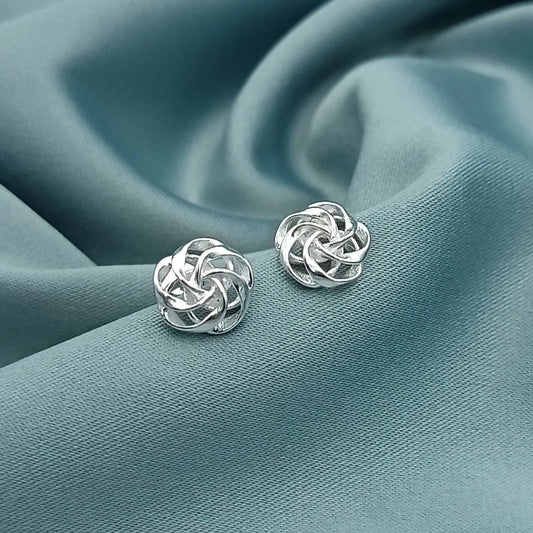Aretes Cortos Nudos 1cm