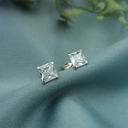 Aretes Cortos Circones Cuadrados