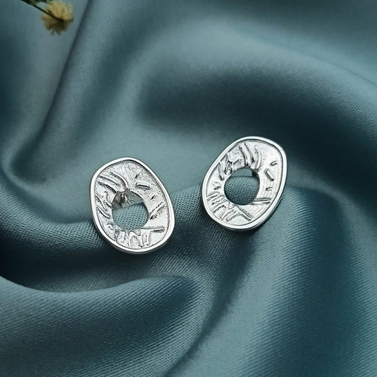 Aretes Labrados Incaicos