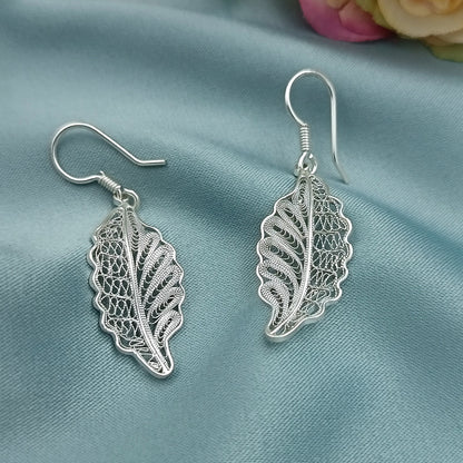 Aretes Largos Hojas Filigrana de Plata