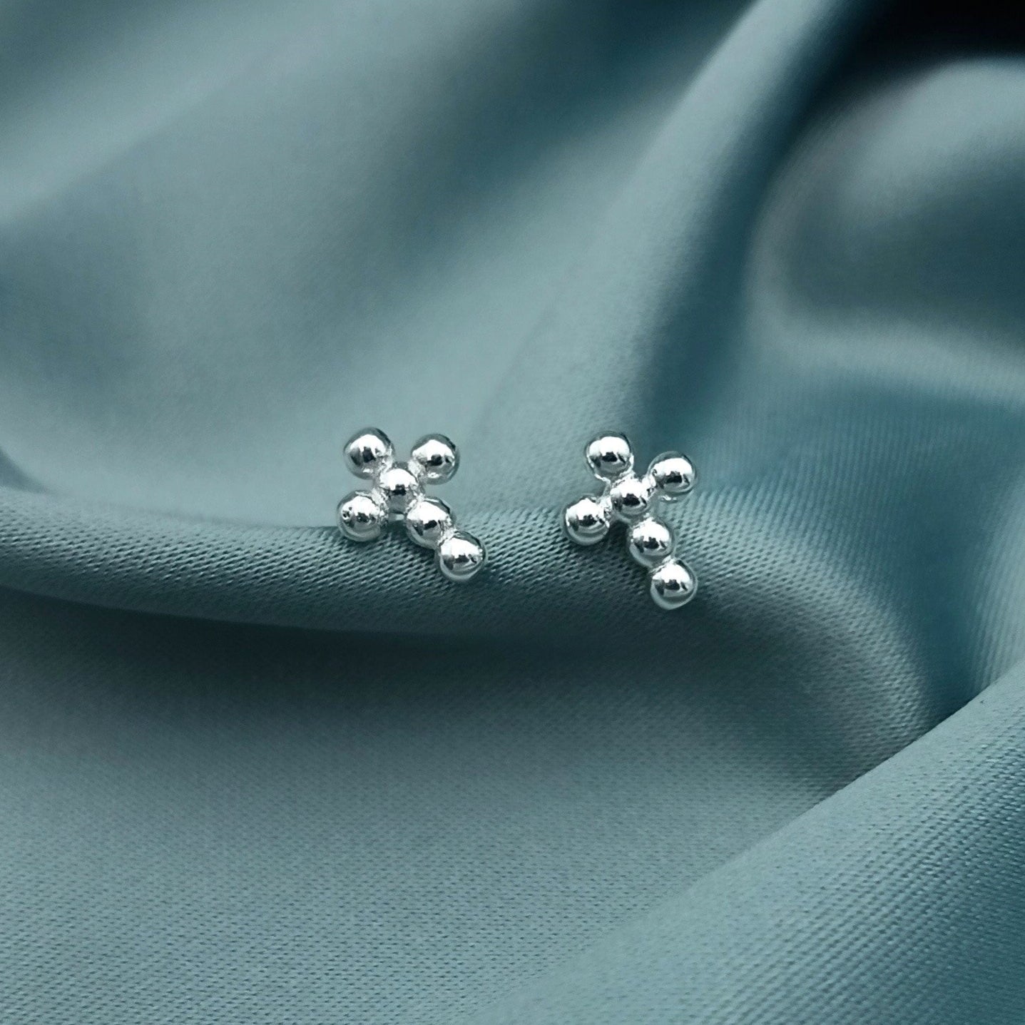 Aretes Cruces Bolitas
