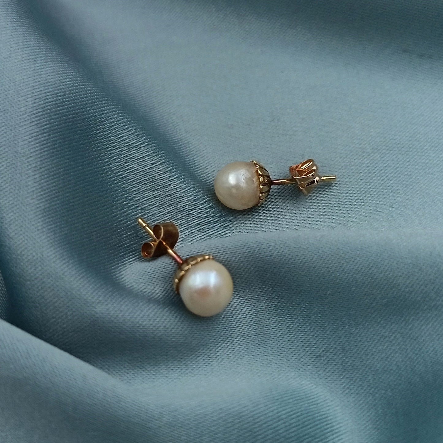 Aretes Oro 14 kilates y Perla