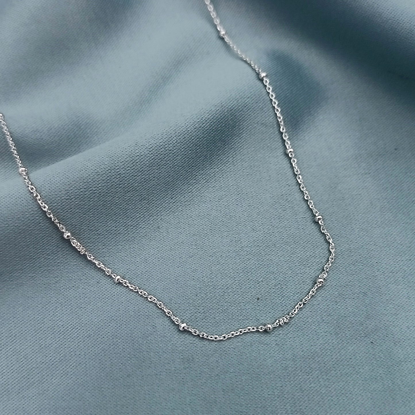 Cadena Anchor 0.8mm con cuentas