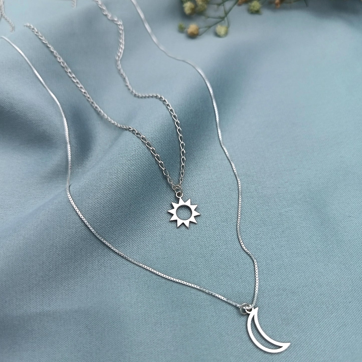 Collar doble Sol y Luna