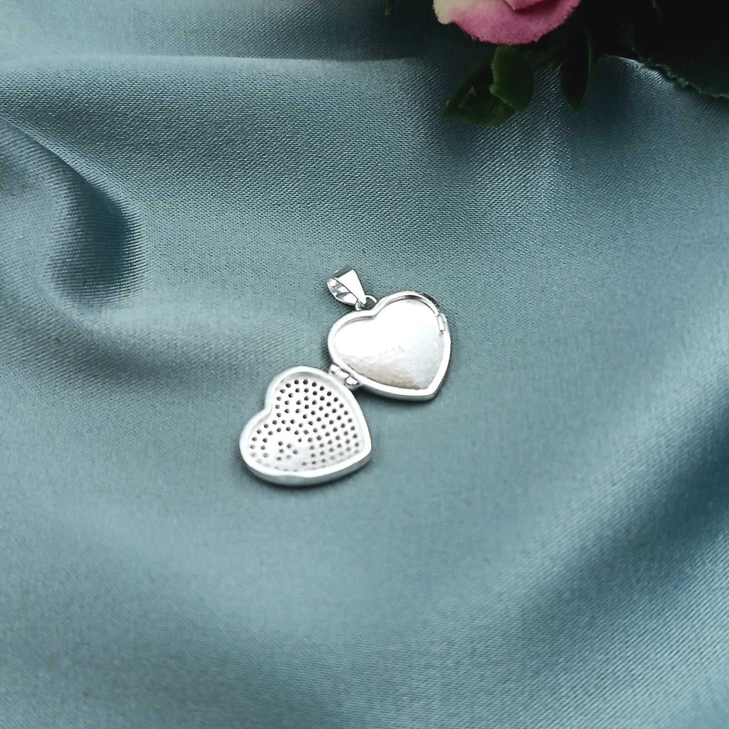 Relicario Corazón Circones