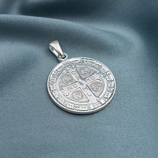 Medalla San Benito 25mm detras