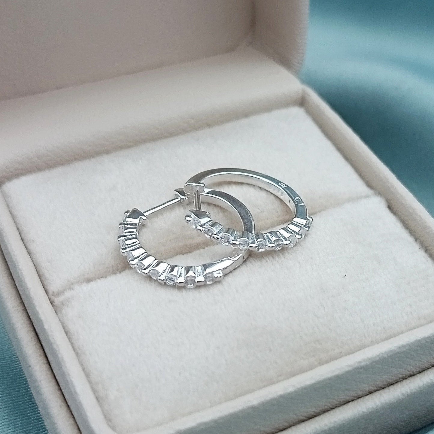 Huggies Hileras Circones Puntitos