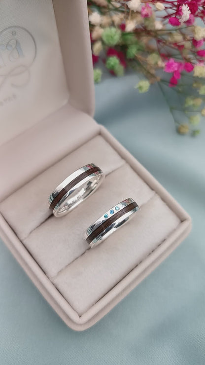 Anillo de matrimonio con madera