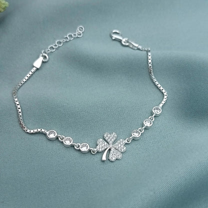 Pulsera Trébol  Puntitos de Luz