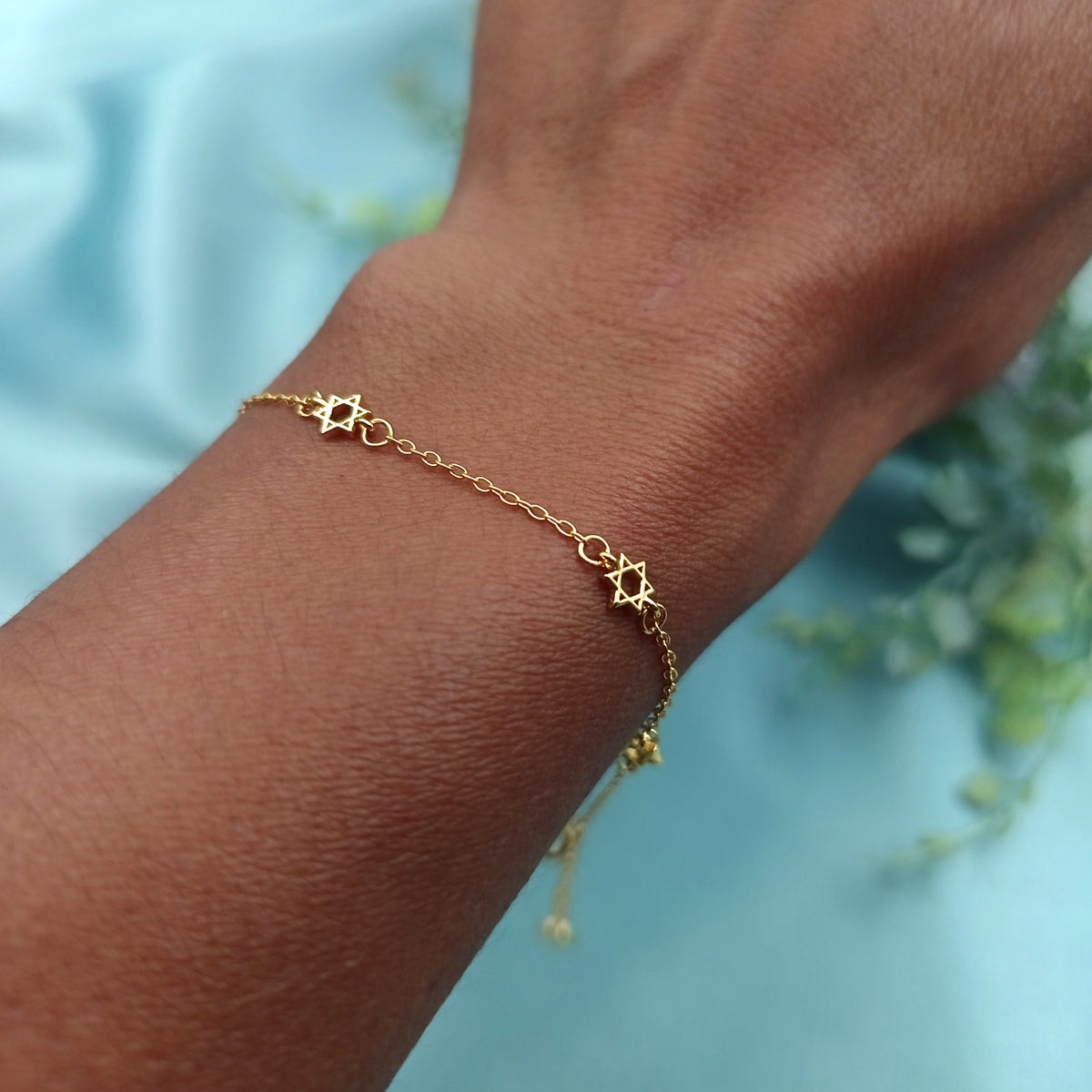 Pulsera Estrellas de David Dorada
