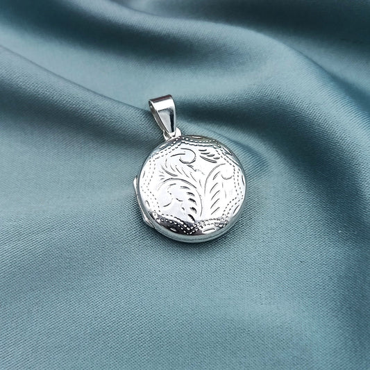 Dije Relicario Labrado